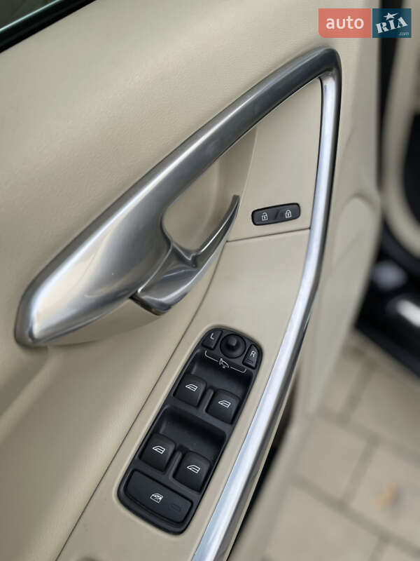 Седан Volvo S60 2012 в Івано-Франківську