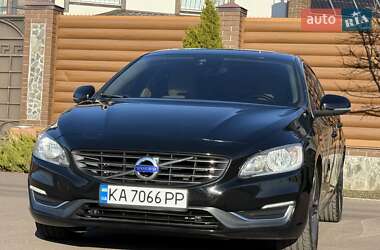 Седан Volvo S60 2015 в Борисполе