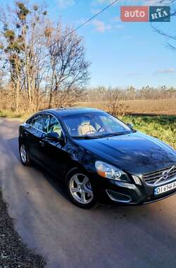 Седан Volvo S60 2011 в Житомире