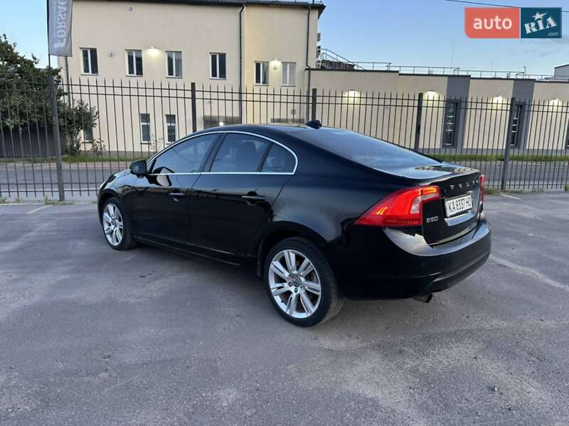 Седан Volvo S60 2011 в Киеве