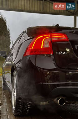 Седан Volvo S60 2012 в Дубно
