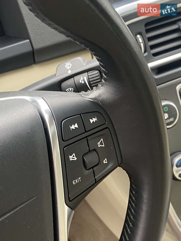 Седан Volvo S60 2014 в Києві фото 18 Седан Volvo S60 2014 в Києві