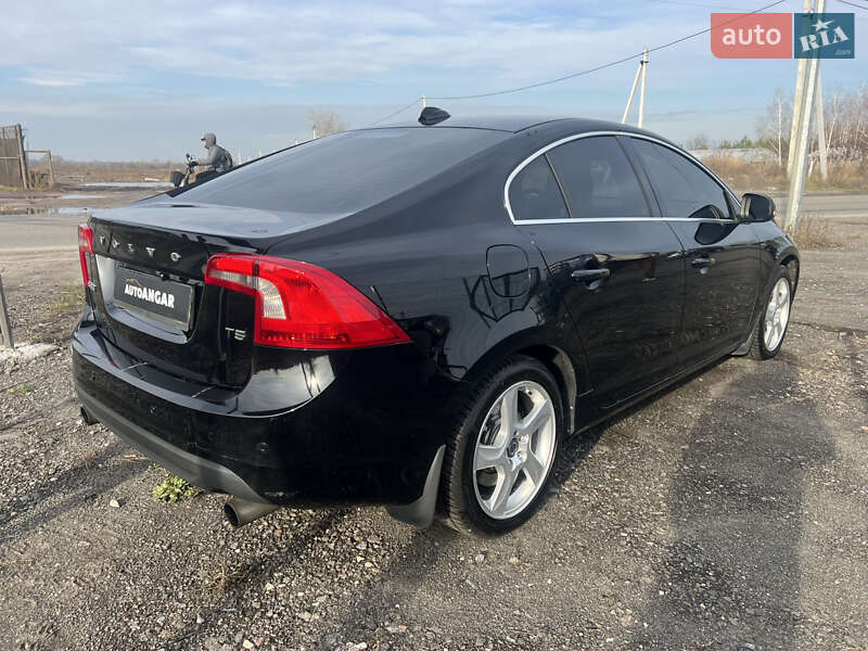 Седан Volvo S60 2012 в Києві