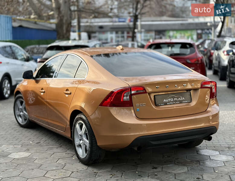 Седан Volvo S60 2010 в Одессе
