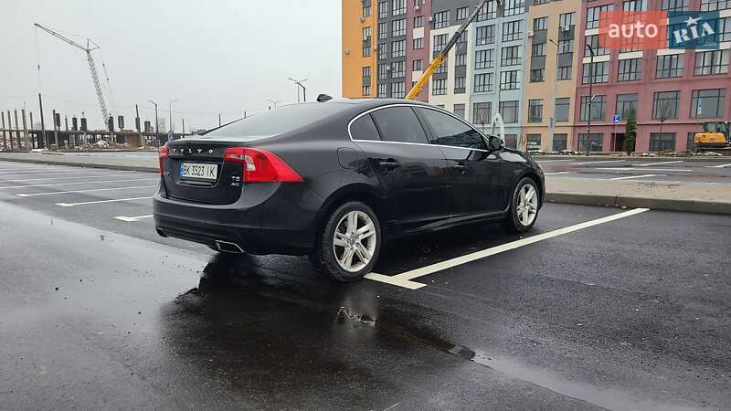 Седан Volvo S60 2014 в Ровно фото 4 Седан Volvo S60 2014 в Ровно