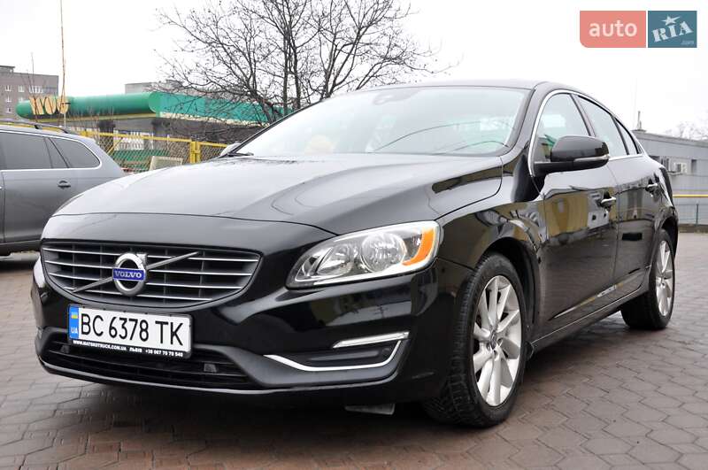 Седан Volvo S60 2016 в Львові