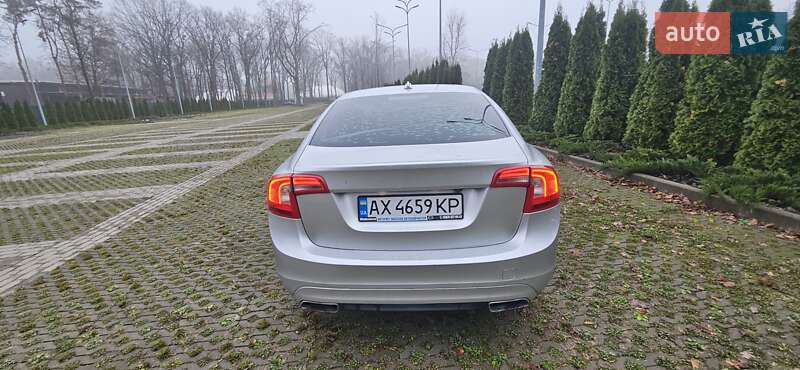 Седан Volvo S60 2013 в Харькове