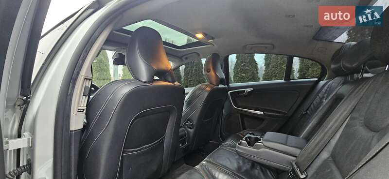 Седан Volvo S60 2013 в Харькове