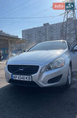 Седан Volvo S60 2011 в Запоріжжі