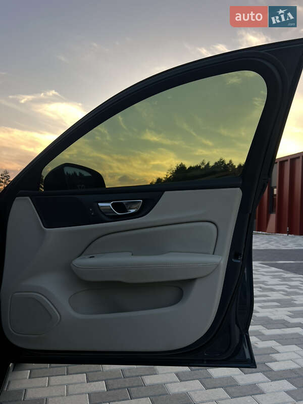Седан Volvo S60 2020 в Львове фото 31 Седан Volvo S60 2020 в Львове