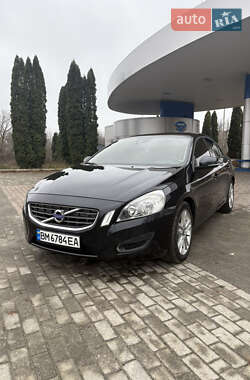 Седан Volvo S60 2011 в Лебедине