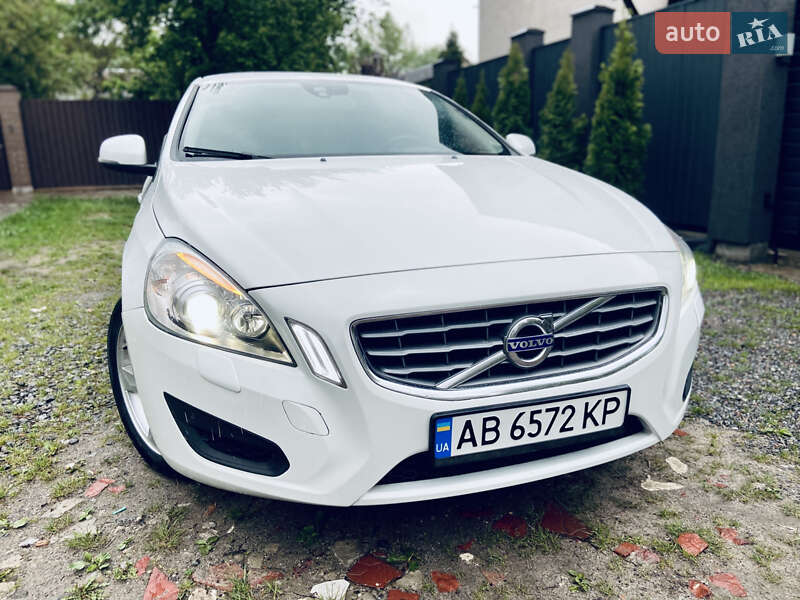 Седан Volvo S60 2011 в Вінниці