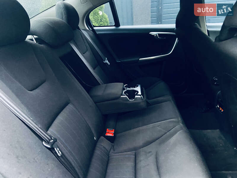 Седан Volvo S60 2011 в Вінниці