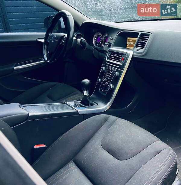 Седан Volvo S60 2011 в Вінниці