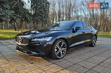 Седан Volvo S60 2021 в Києві