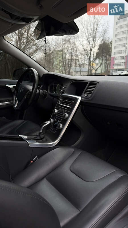 Седан Volvo S60 2015 в Новояворівську фото 17 Седан Volvo S60 2015 в Новояворівську