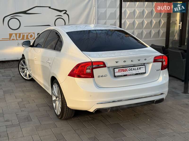 Седан Volvo S60 2016 в Киеве фото 2 Седан Volvo S60 2016 в Киеве
