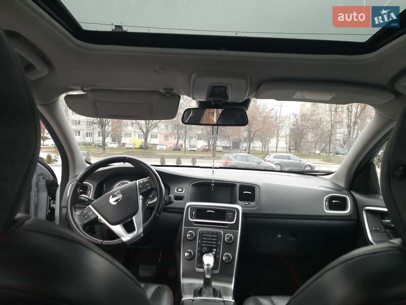 Седан Volvo S60 2012 в Ивано-Франковске фото 11 Седан Volvo S60 2012 в Ивано-Франковске