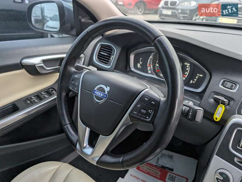 Седан Volvo S60 2017 в Ровно
