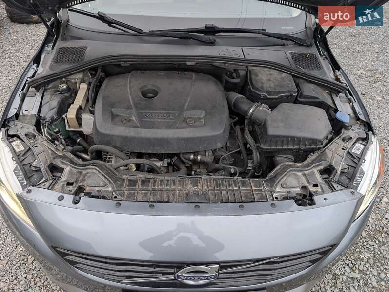 Седан Volvo S60 2017 в Ровно