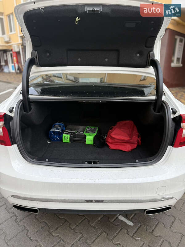 Седан Volvo S60 2016 в Софиевской Борщаговке фото 3 Седан Volvo S60 2016 в Софиевской Борщаговке