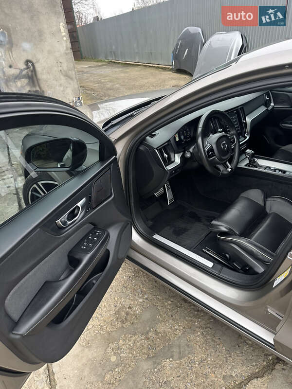 Седан Volvo S60 2019 в Одессе фото 14 Седан Volvo S60 2019 в Одессе