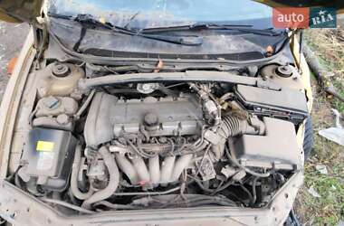 Седан Volvo S60 2001 в Лубнах