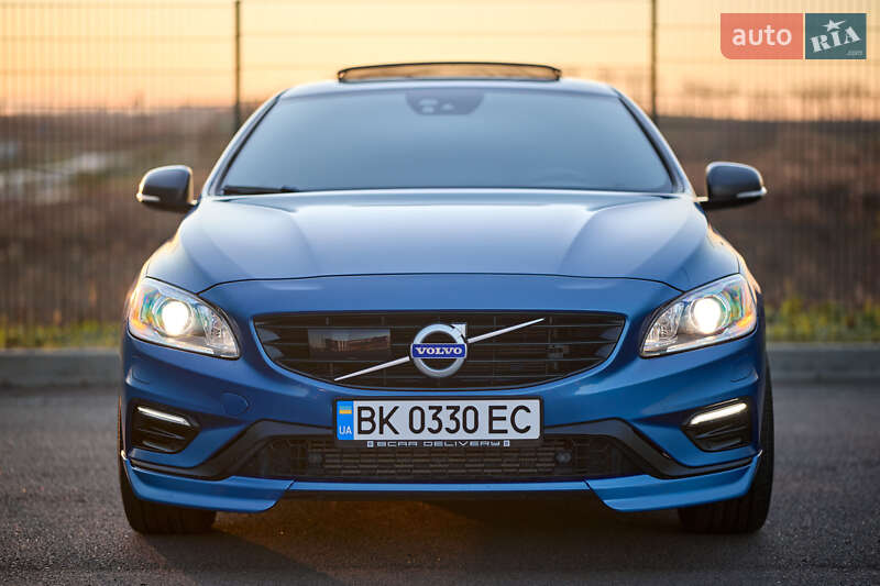 Седан Volvo S60 2017 в Ровно