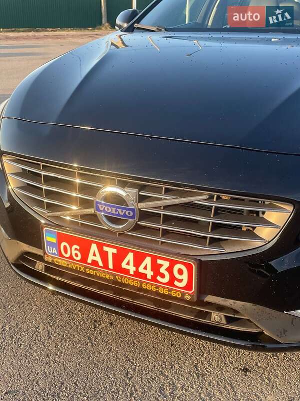 Седан Volvo S60 2016 в Житомире