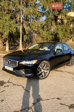 Седан Volvo S60 2019 в Житомире