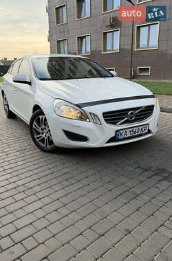 Седан Volvo S60 2013 в Одессе