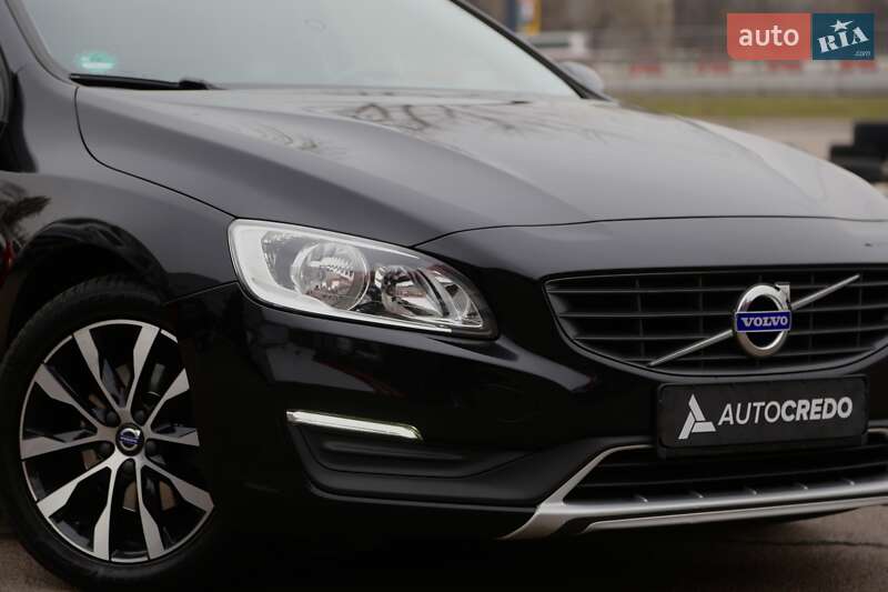 Седан Volvo S60 2017 в Киеве