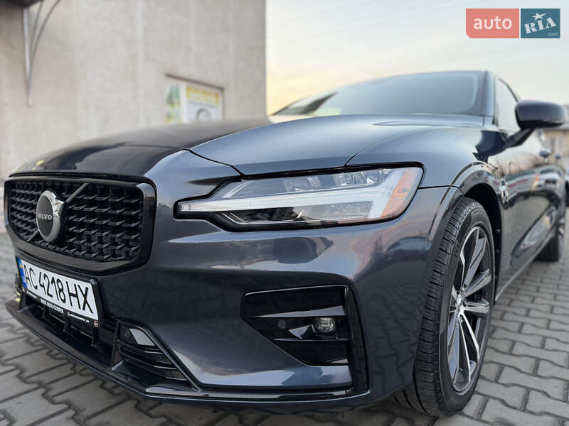 Седан Volvo S60 2021 в Луцьку