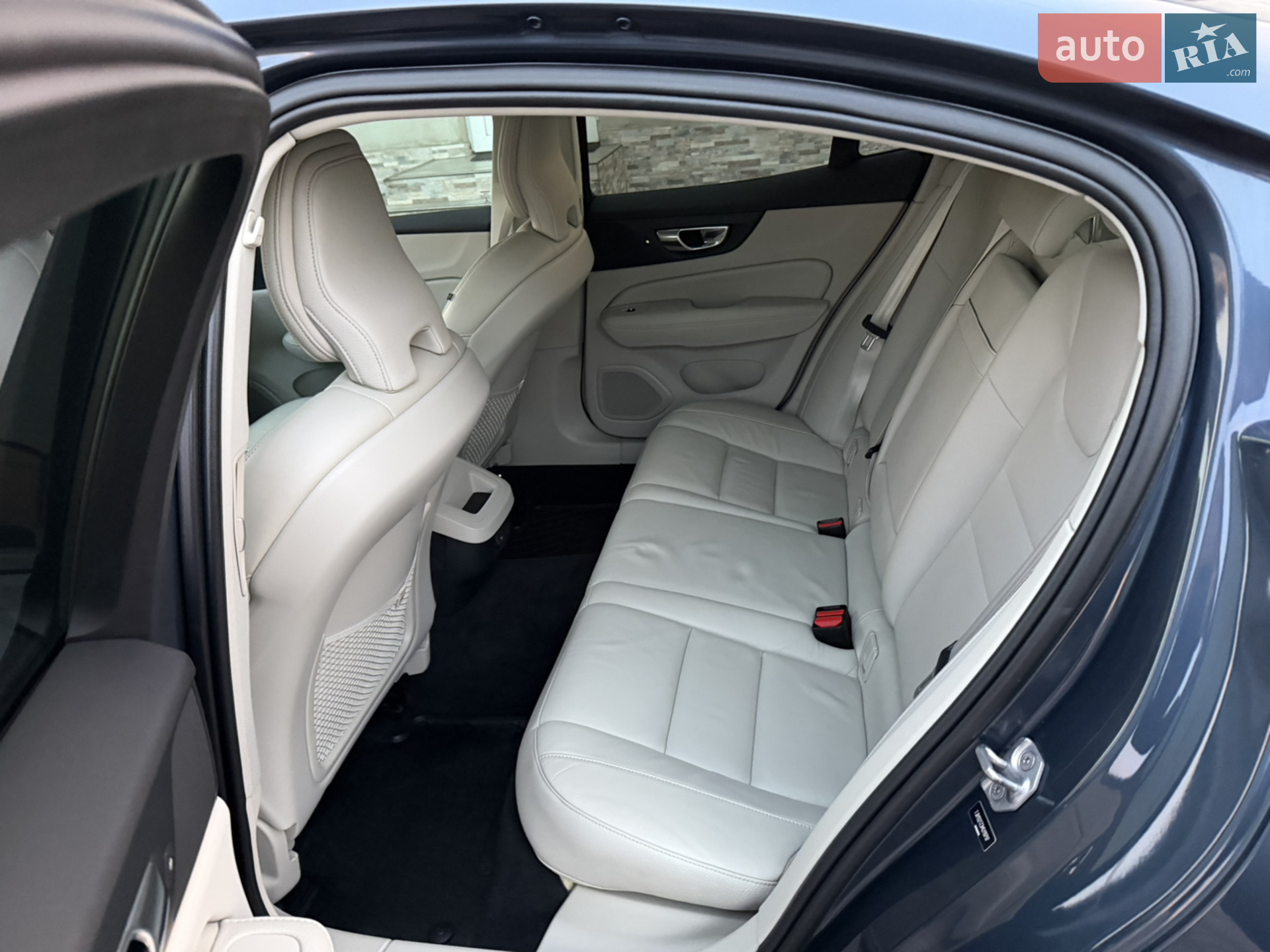2021 Volvo S60 - мініатюра 33