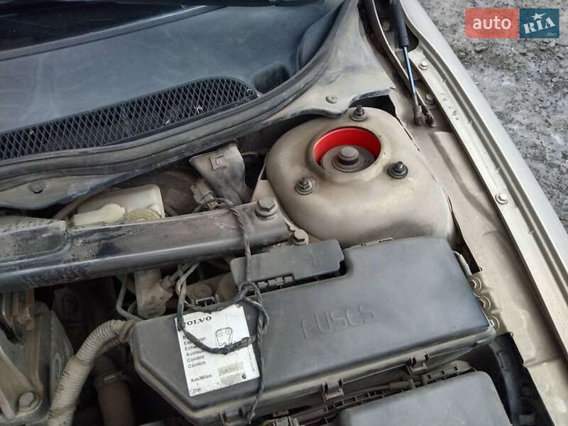 Седан Volvo S60 2001 в Днепре