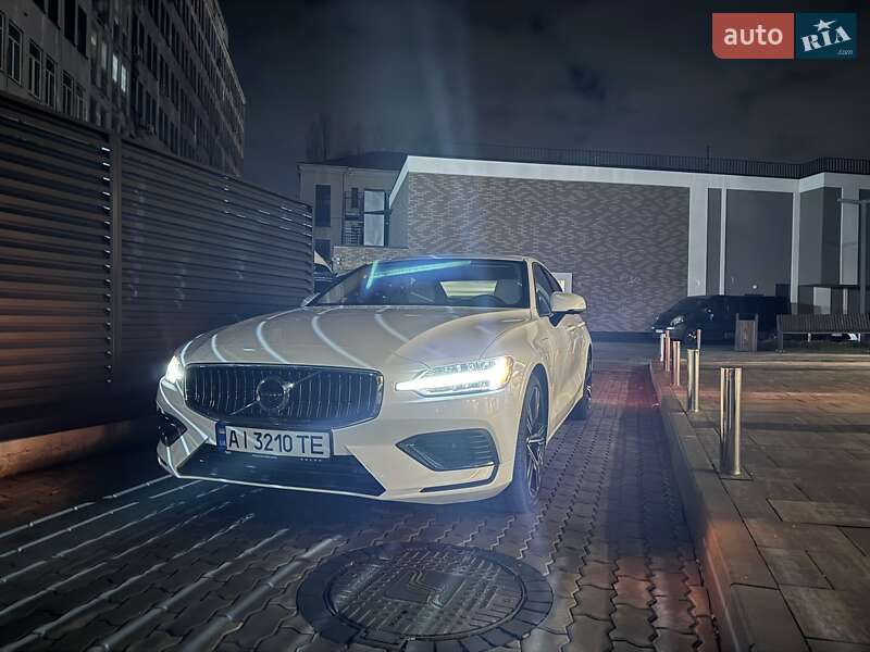 Седан Volvo S60 2020 в Києві