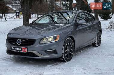 Седан Volvo S60 2016 в Киеве