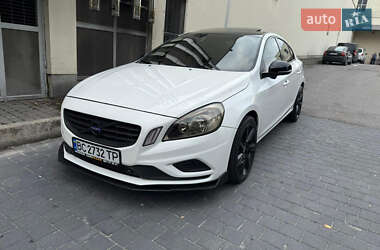 Седан Volvo S60 2013 в Львове