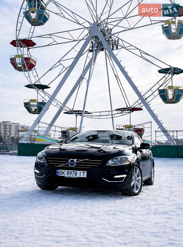 Седан Volvo S60 2015 в Ровно фото 4 Седан Volvo S60 2015 в Ровно