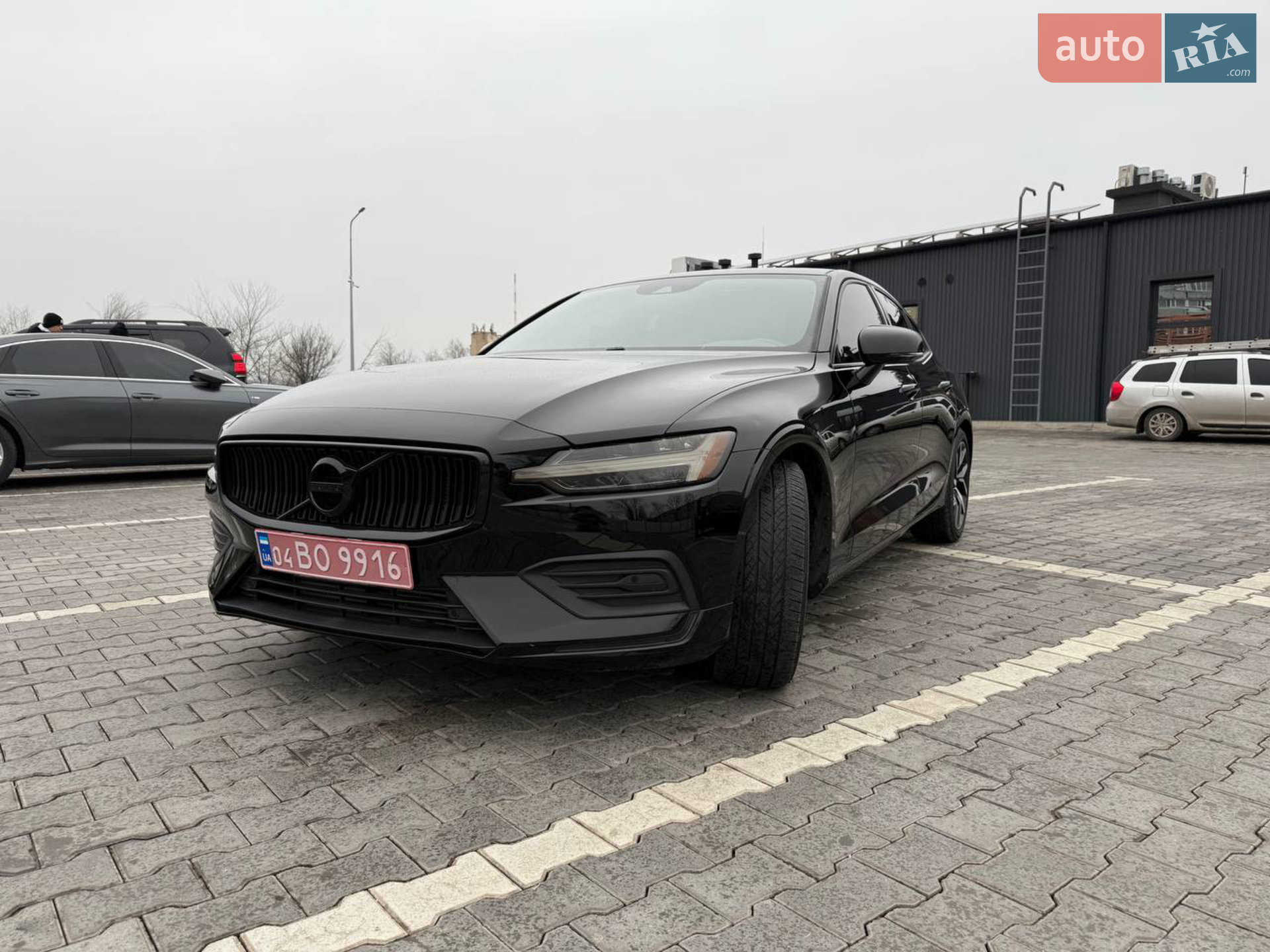 2019 Volvo S60 - фото 1