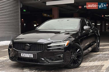 Седан Volvo S60 2023 в Киеве