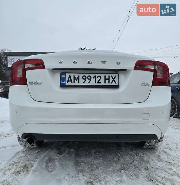 Седан Volvo S60 2015 в Житомире