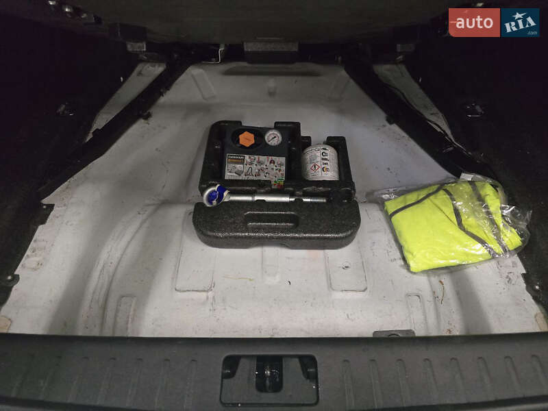 Седан Volvo S60 2015 в Житомире