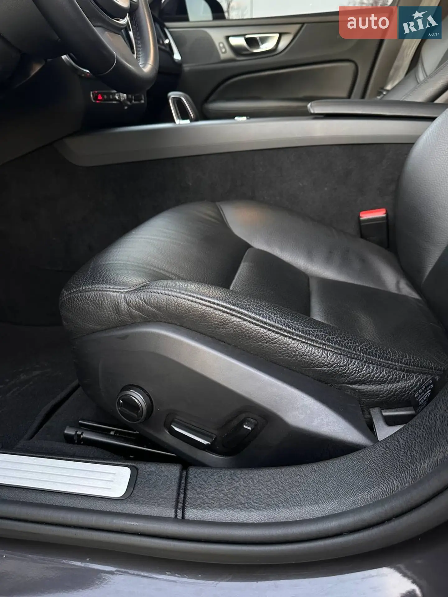 2024 Volvo S60 - мініатюра 18