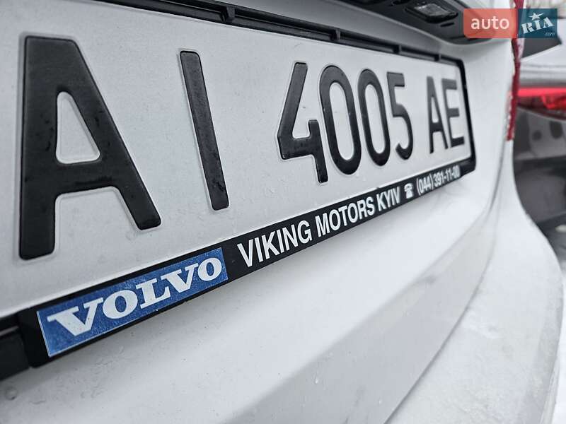 Седан Volvo S60 2015 в Киеве фото 26 Седан Volvo S60 2015 в Киеве