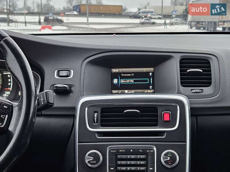 Седан Volvo S60 2015 в Киеве фото 42 Седан Volvo S60 2015 в Киеве
