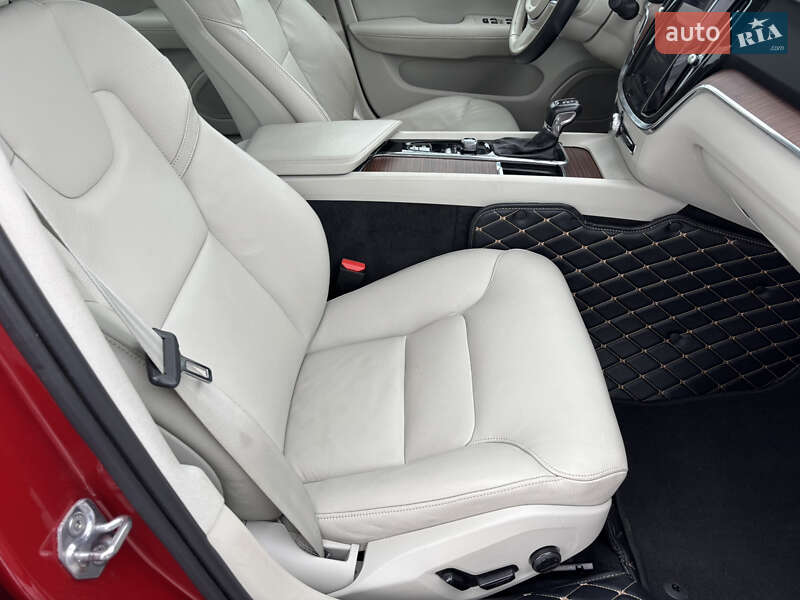 Седан Volvo S60 2020 в Киеве фото 15 Седан Volvo S60 2020 в Киеве