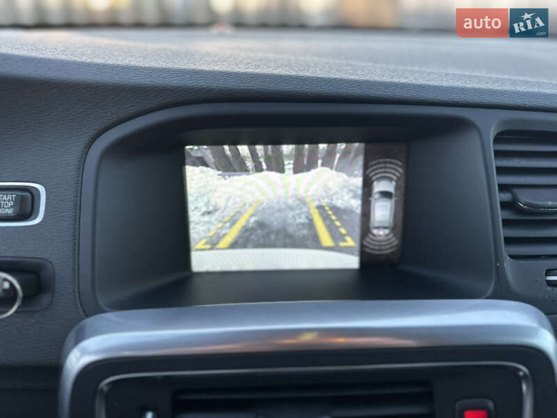 Седан Volvo S60 2010 в Радивилове