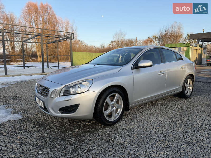 Volvo S60 2011