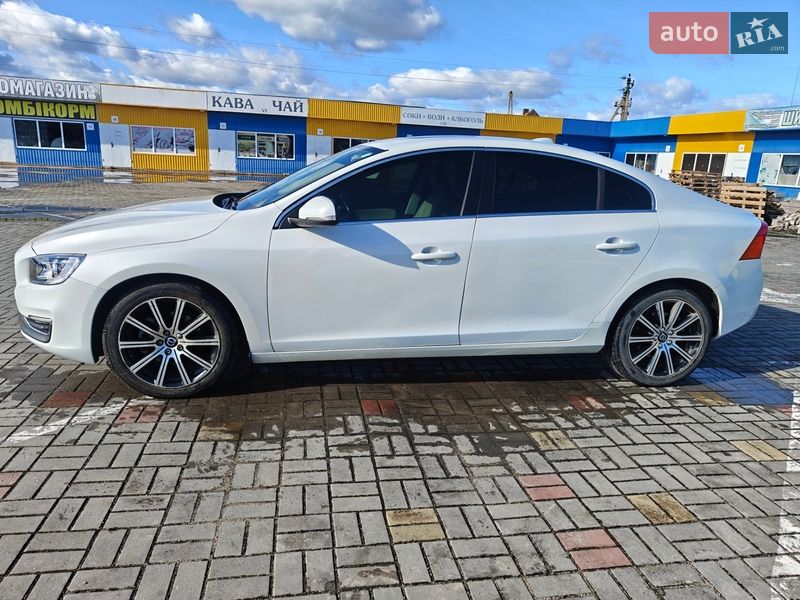 Седан Volvo S60 2017 в Житомире